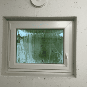 Wasserdichtes Fenster