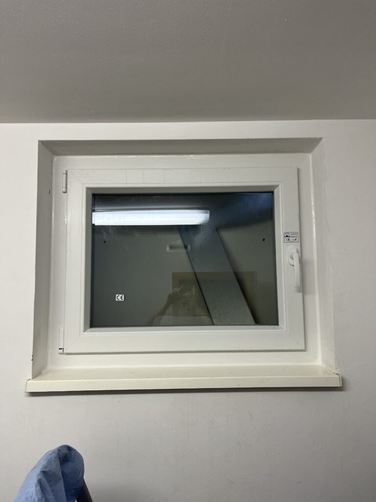 Alpina Hochwasserschutzfenster von innen.